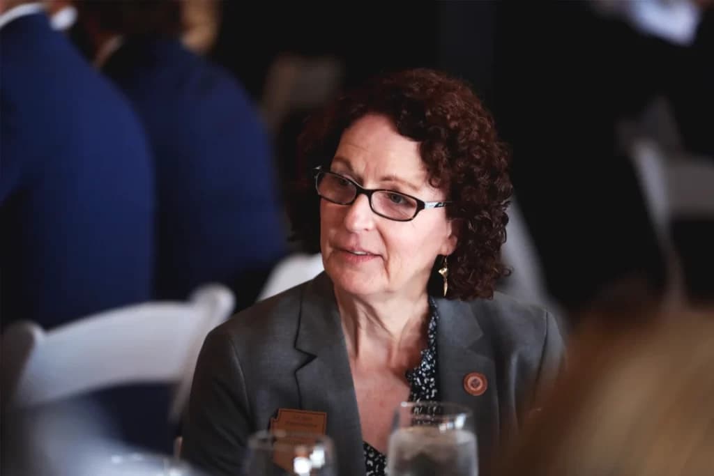 Arizona State Representative Beverly Pingerelli